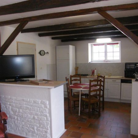 Le Petit Bretigny Pension Beaumont  Buitenkant foto
