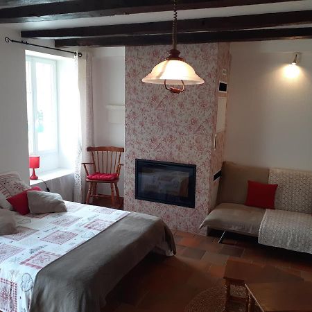 Le Petit Bretigny Pension Beaumont  Buitenkant foto