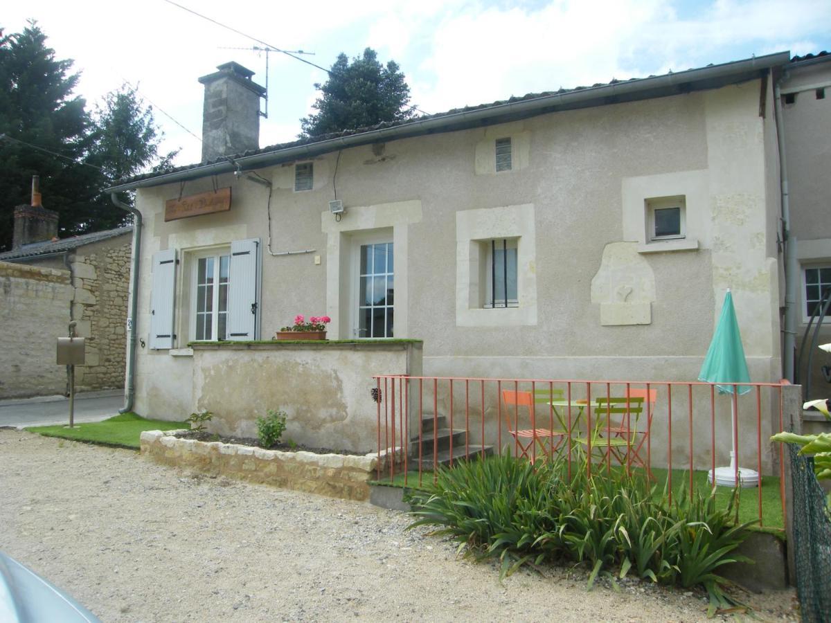 Le Petit Bretigny Pension Beaumont  Buitenkant foto